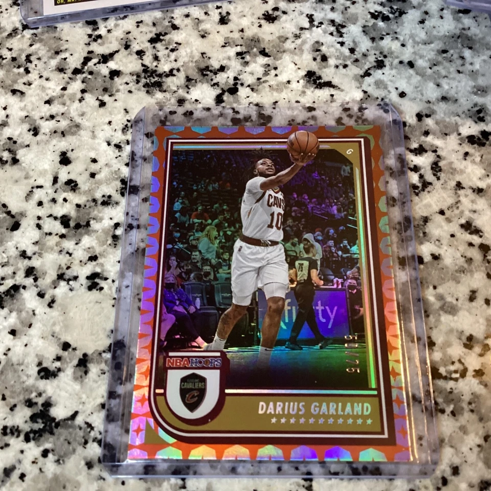 2022-2023 NBA Hoops Darius Garland Gravity Foil #'d /75 - Image 1 of 1