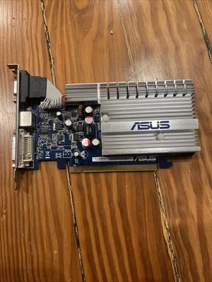 ASUS EN8400GS GeForce 8400 GS 256MB SILENT HTP 256 M/A Video Graphics Card - Image 1 of 4