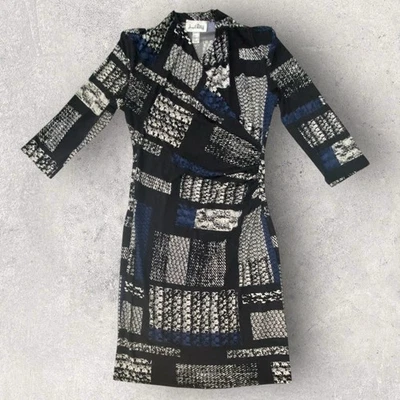 Vestido Joseph Ribkoff Negro Blanco Azul Marino Envolvente Geométrico Talla 12 Midi Diseño Elegante Foto 1 de 4
