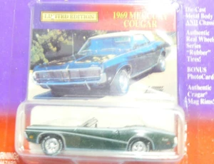 1/64 Johnny Lightning, clásico dorado, Mercury Cougar 1969 convertible - Imagen 1 de 4