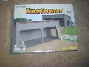 ERTL Farm Country Lean-To Kit Playset NIB - Picture 1 of 2