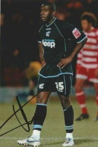 SCUNTHORPE: CLEVELAND TAYLOR SIGNED 6x4 ACTION PHOTO+COA - Picture 1 of 1