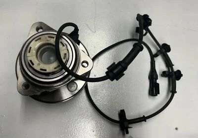 Conjunto de cojinete de rueda y buje Motorcraft NHUB-18 para Ford Ranger 06-09 Foto 1 de 4