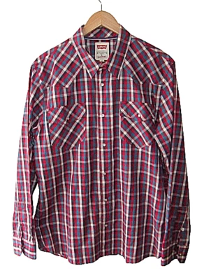 Levi's Men's Size L Plaid Modern Fit Pearl Snap Long Sleeve Shirt - Image 1 of 4