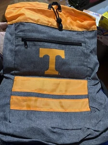 Mochila UT con correas - Imagen 1 de 3