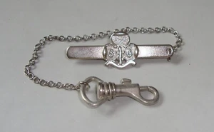 Vintage Girl Guides Tie Pin with chain and clip - Picture 1 of 2