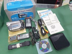 Sony DCR-DVD203E Handycam Camcorder DVD Disc Digital Videokamera (Bitte Lesen) - Bild 1 von 24