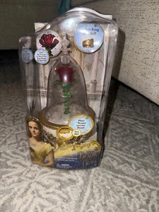 La Bella y la Bestia Rosa Encantada Joyero Caja de Música Cúpula Iluminar Flor NUEVO - Imagen 1 de 4