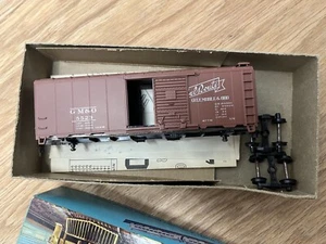 HO Athearn  Box 5006 40' Box Car Brown in original box - Picture 1 of 2