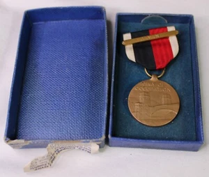 1947 Segunda Guerra Mundial Ejército de Ocupación de Estados Unidos CAMPAÑA MEDALLA JAPÓN + CAJA - Imagen 1 de 3