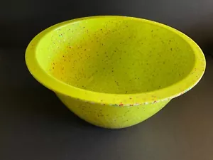 Zak Designs 12.75 4 Qt Confetti Large Salad Bowl Kiwi Green - Picture 1 of 8