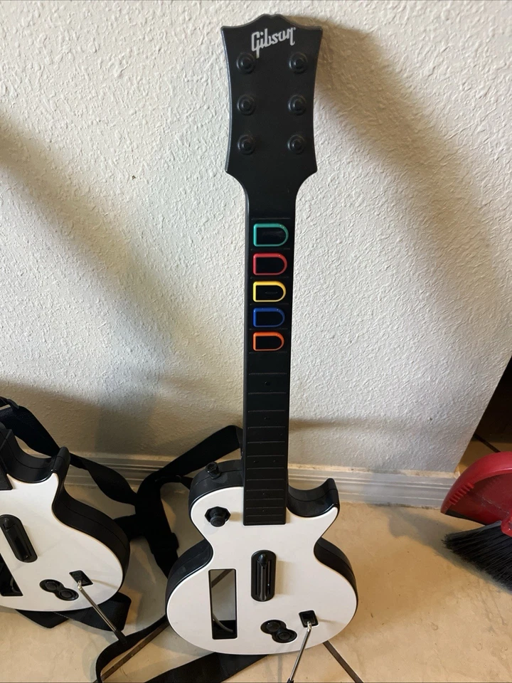 Guitar Hero Nintendo Wii Gibson Guitar White RedOctane - Image 1 of 4