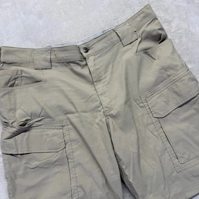 Pantalones Cortos Duluth Trading Hombres 42 Beige Flexibles Sobre la Mosca Carga Senderismo Camping Ropa de Trabajo Foto 1 de 4