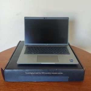 Dell Latitude 5440 Laptop, 14" Core i5 13th Gen, 8GB RAM, 256GB SSD, Windows 11 - Afbeelding 1 van 5
