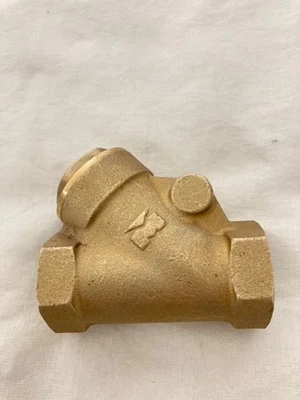 Mueller 3/4" FNPT Brass Swing Y Check Valve - Image 1 of 4
