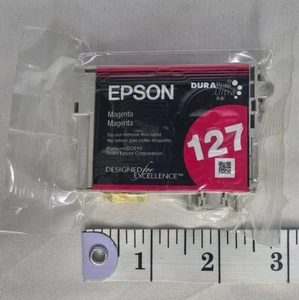 Genuine Epson 127 Magenta Ink Cartridge NX625 WF7010 WF7510 WF7520 WF3520 WF3540 - Picture 1 of 4