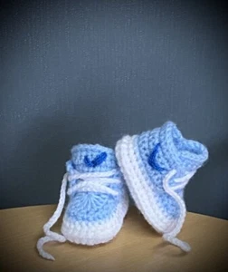 Crochet baby shoes Handmade crochet wool baby booties sneakers slippers trainers - Picture 1 of 1