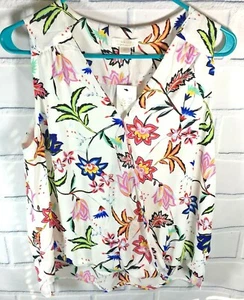 Finn & Grace Womens White Blue Pink Floral Size Medium Sleeveless New w/tags (J1 - Picture 1 of 5