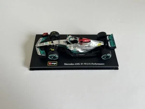 Burago 1/43 Mercedes-AMG Petronas F1 W13 E-Perfromance Lewis Hamilton 2022 #44 - Picture 1 of 10