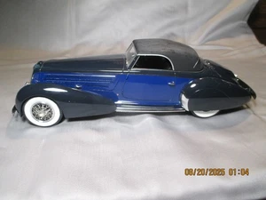 AUTOMODELLO 1930'S DUESENBERG???? IN BLUE/BLACK 1/24TH NO BOX - Picture 1 of 5