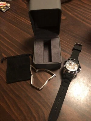 Reloj Chisel Hombre 5ATM Resistente al Agua Usado con Caja y Pulsera Envío Gratis Foto 1 de 4