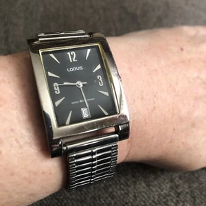 lorus mens watch stainless steel - Picture 1 of 5