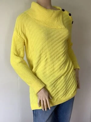 Suéter túnica STYLE & CO amarelo malha meio drapeado capuz detalhe de botão (tamanho G) - Imagem 1 de 4