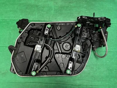 MERCEDES C CLASS W205 ESTATE FRONT WINDOW MOTOR REGULATOR PASSENGER LEFT 2014-18 - Image 1 of 4