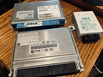 BMW Bosch DME 1 438 728 ECU 2000 740il i, Juego Transmisión ECU y ESW Foto 1 de 4