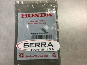 Genuine Honda Wheel Opening Molding Grommet 90682-SB0-003 - Picture 1 of 5
