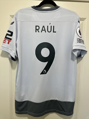 Raúl Jiménez #9 Mens MEDIUM Castore Wolves 3rd Premier League Jersey Cover