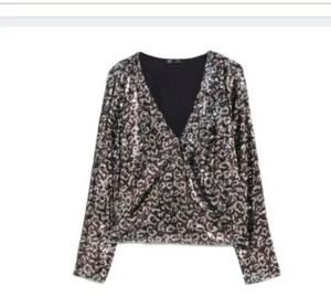 ZARA Size M Top ANIMAL PRINT SEQUIN LEOPARD Long Sleeve V Neck - 7901/218 - Picture 1 of 5
