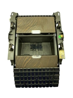 GMC YUKON XL DENALI 2021 consola central portavasos panel de moldura con USB y puerto de carga Foto 1 de 4