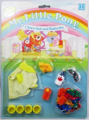 Mon Petit Poney - Hasbro UK -  Garde Robe Mascotte de Bébé Poney - Tenue de clow - Photo 1/2