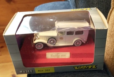 Musee Ref 307 Verem Cadillac 1939 blanco coche fúnebre modelo miniatura diecast  Foto 1 de 2
