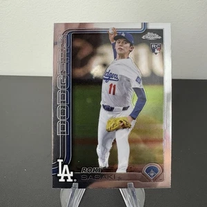 2025 Topps Chrome Roki Sasaki Rookie Los Angeles Dodgers RC Card - Picture 1 of 2