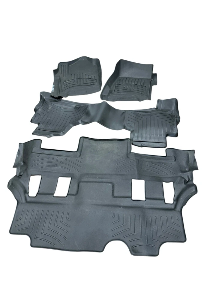 Juego completo de alfombrillas WeatherTech FloorLiner para GMC Yukon 2015-2020 negras usadas Foto 1 de 4