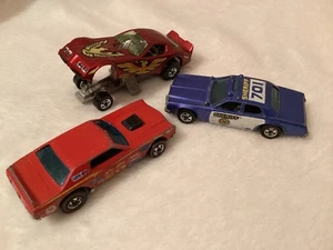 Hot Wheels ~ Gran Torino Linea Rossa ~ Auto Pattuglia Sceriffo ~ Firebird Funny Car BW - Foto 1 di 21
