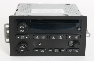 2003-2005 GMC Chevy грузовик AM FM радио CD-плеер w вспомогательный вход 10357894 UN0 - Изображение 1 из 4