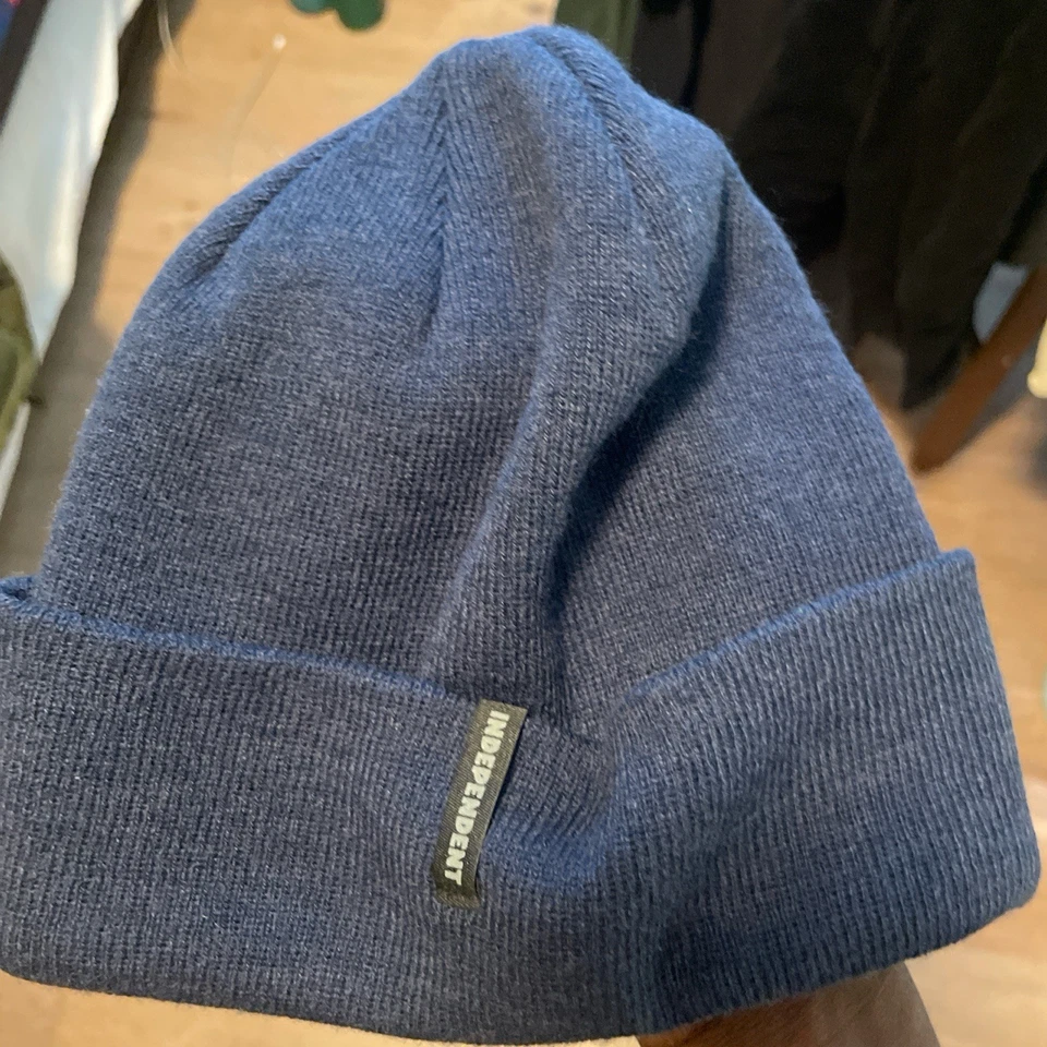 Gorro independiente Foto 1 de 4
