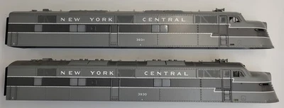 MTH 20-2453-1 New York Central E-6 ABA Diesel Body Shell 3930/3931 (Set of 2) - Image 1 of 4