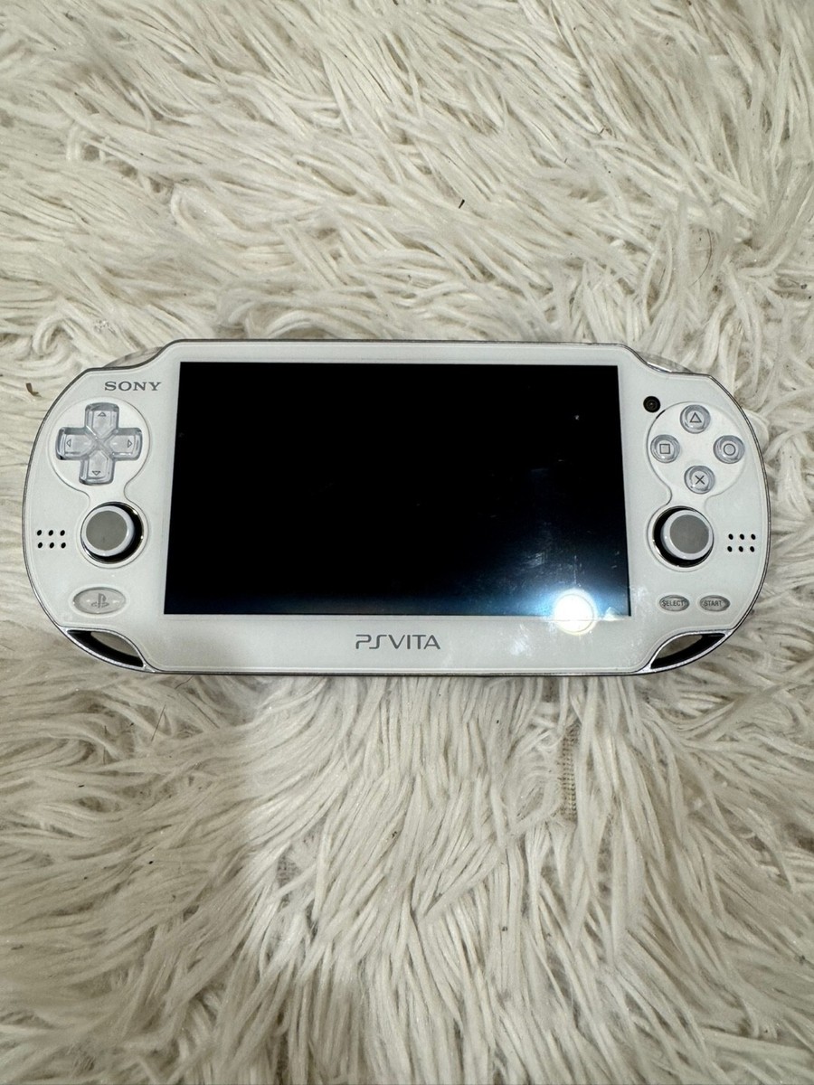 PS Vita PCH-2000 動作確認済み ホワイト 潔く 1204_1005