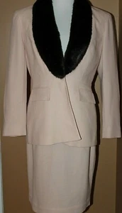 Jones New York Pink Skirt Jacket Suit Set Faux Fur Collar Pockets 8P  - Picture 1 of 10