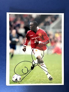 DWIGHT YORKE - FORMER MANCHESTER UNITED STRIKER - SUPERB SIGNED PHOTOGRAPH - Picture 1 of 1