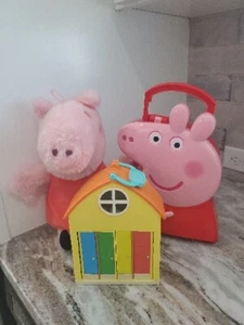 Peppa Pig Konvolut Stuffie Vorratsbehälter Schwimmbad - Bild 1 von 11