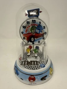Vintage M&Ms Brand Anniversary Glass Dome Drive - Thru - Diner Clock 9" - Funzionante - Foto 1 di 16