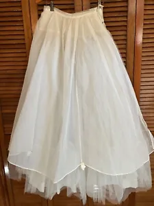 multi-tiered crinoline by Sydney Bush. 1950’s white, inner slip, layers of tulle - Picture 1 of 3