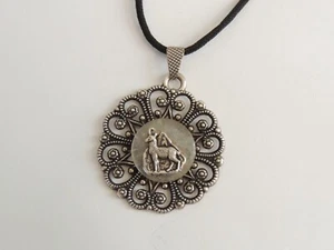 Collier vintage à décor de Chamois - Souvenir de Montagne. - Bild 1 von 3