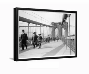 Williamsburg Foot Path New York 1900 gerahmtes Foto - Bild 1 von 3
