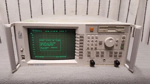 HP AGILENT 8712ET RF Network Analyzer 300 kHz to 1.3 GHz - Imagen 1 de 14